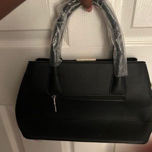 Black non designer purse!